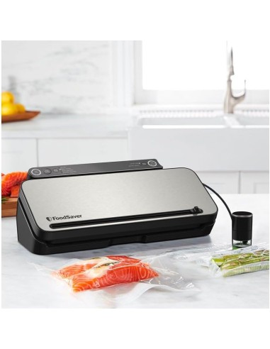 FoodSaver Envasadora al vacío Premium con cánula con adaptador para recipientes integrada, 1 Rollo, 4 bolsas & 4 bolsas